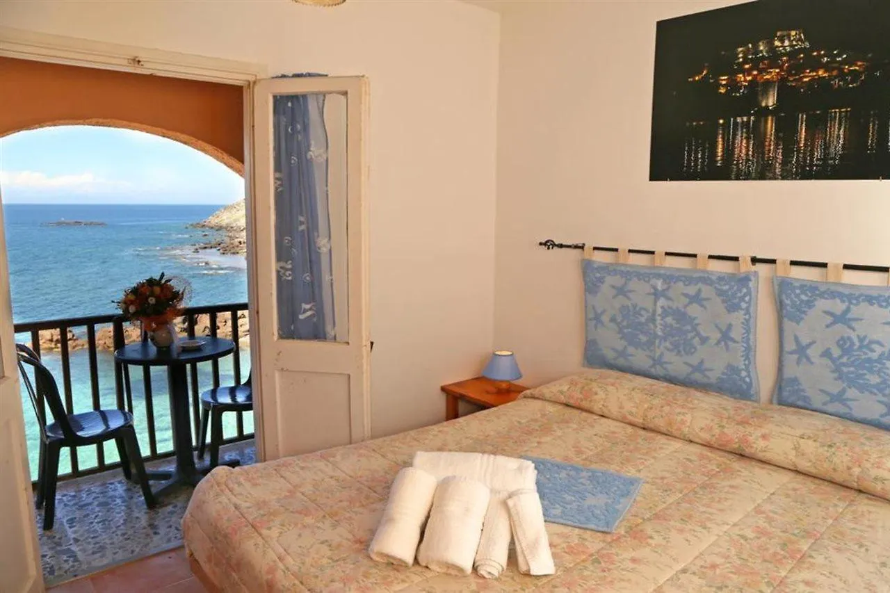 Antica Pensione Pinna Castelsardo 2*,  Italy